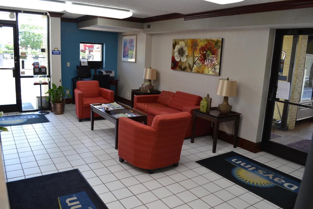 Days Inn By Wyndham High Point/Archdale Εξωτερικό φωτογραφία